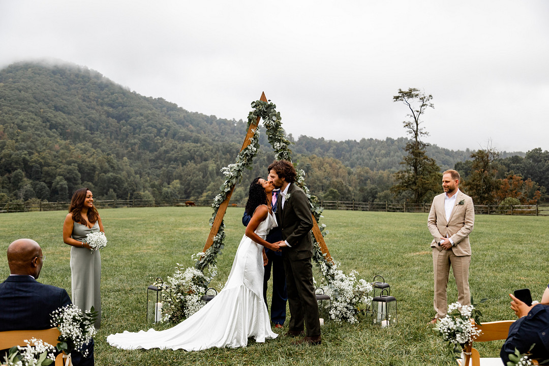 Hill_Ransdell_ST Photography Co_ClaxtonFarmWedding_low.STPhotography-0427
