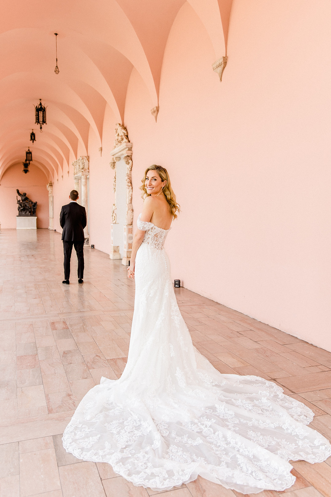 Photos by Ailyn La Torre Photography
