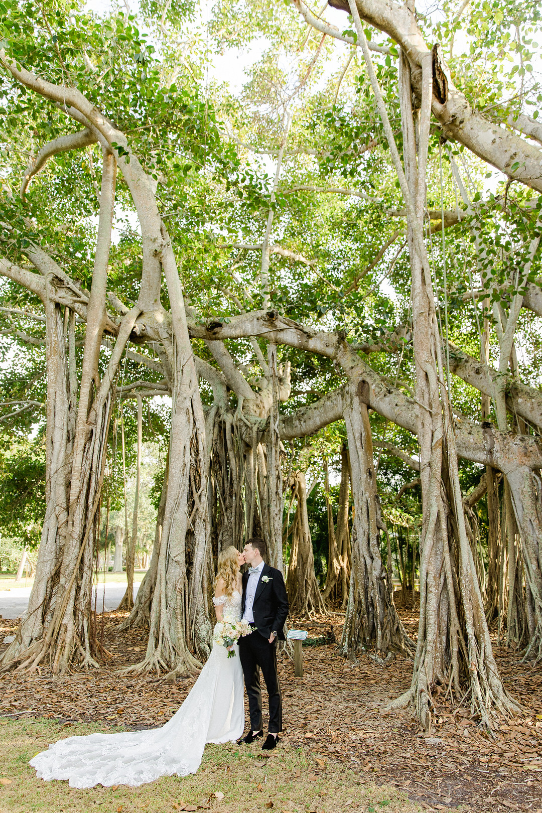 Photos by Ailyn La Torre Photography