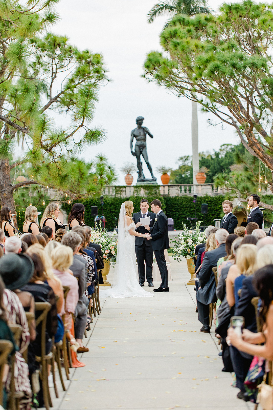 Photos by Ailyn La Torre Photography