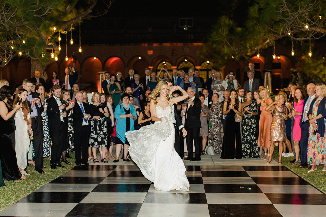 Photos by Ailyn La Torre Photography
