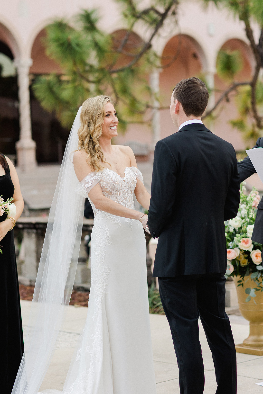 Photos by Ailyn La Torre Photography