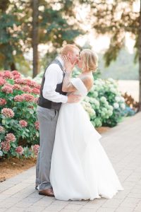 Schuster_Hopkins_Rebekah Leona Photography_Mr & Mrs Schuster-Photographer Favorites-138_low