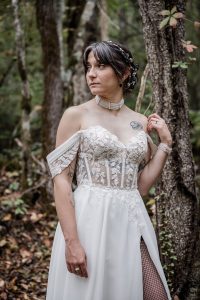 Hoskins_Terrazas_Star Noir Studio_Macabre Nature Micro Wedding_0117_low