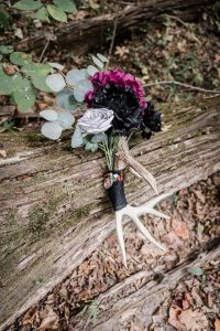 Hoskins_Terrazas_Star Noir Studio_Macabre Nature Micro Wedding_0008_low