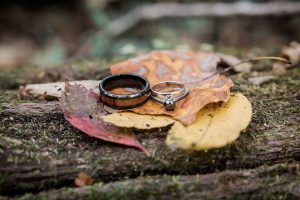 Hoskins_Terrazas_Star Noir Studio_Macabre Nature Micro Wedding_0011_low