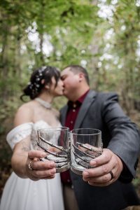 Hoskins_Terrazas_Star Noir Studio_Macabre Nature Micro Wedding_0101_low