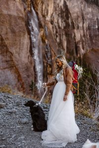 Shoul_Shoul_In Love and Adventure - Elopement Photography_telluride-hiking-elopement-18_low
