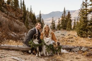 Shoul_Shoul_In Love and Adventure - Elopement Photography_telluride-hiking-elopement-46_low