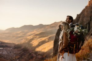 Shoul_Shoul_In Love and Adventure - Elopement Photography_telluride-hiking-elopement-77_low