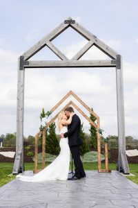 Brown _Graf_Lauren Ashley Studios_81-Sable-Creek-Wedding_low