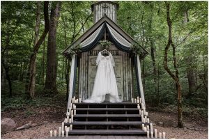 Anderson_Drews_Star Noir Studio_Chapel in the Hollow - Sarah and Jared_1104_low