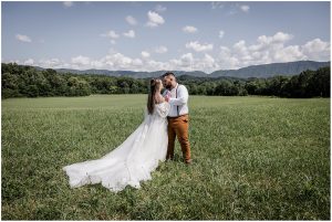 Anderson_Drews_Star Noir Studio_Chapel in the Hollow - Sarah and Jared_1018_low