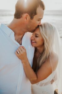 Lile_Snow_Anna Holden Photo_Stuart-Beach-Elopement-Anna-Holden-Photo-44_low