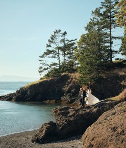 Deception Pass Coastal Elopement_Allison Haley Photography_Deception-Pass-Elopement-Coastal-Overlook-Picnic-20_low