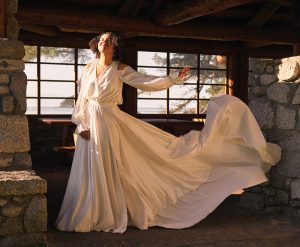 Deception Pass Coastal Elopement_Allison Haley Photography_Deception-Pass-Elopement-Getting-Ready-3jpg_low