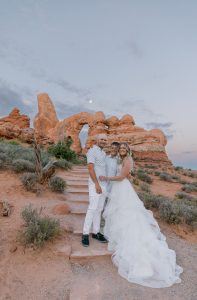 Crossman_Crossman_By Mannuzza LLC_Arches-National-Park-Sunrise-Elopement-By-Mannuzza-32_low