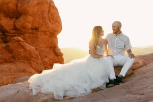 Crossman_Crossman_By Mannuzza LLC_Arches-National-Park-Sunrise-Elopement-By-Mannuzza-74_low