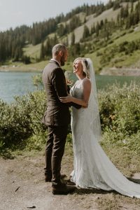 Rosenberger_Bradley_Katie Dawn Photo_AG6I4737_low Dana and Arthur's Little Outdoor Elopement in Crested Butte