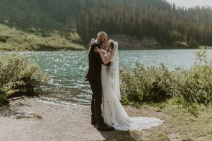 Rosenberger_Bradley_Katie Dawn Photo_AG6I5140_low Dana and Arthur's Little Outdoor Elopement in Crested Butte