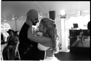 Hall_Gardner_Martyr & Lee Photography_54064943440_9d003fb471_k_low Olivia and Jon's Romantic Country Wedding