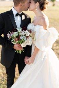 A Timeless Styled Shoot Wedding at Sioux Monti Barn