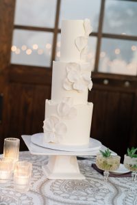 A Timeless Styled Shoot Wedding at Sioux Monti Barn