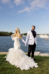 Walleck_Kapusta_Lauren Ashley Studios_Lauren-Ashley-Studios-Lakeside-Wedding-133_low Katie and Kyle’s Luxurious Lakeside Wedding