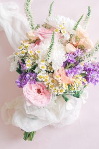 Elletson_Elletson_Melissa Grissom_IMG-1_low Alyssa and Trey’s Romantic Wedding with Private Vows and Modern Spring Elegance