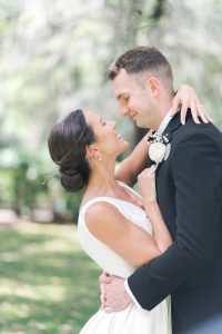 Elletson_Elletson_Melissa Grissom_IMG-10_low Alyssa and Trey’s Romantic Wedding with Private Vows and Modern Spring Elegance