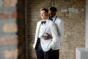 Freund_Madison_Lauren Ashley Studios_Lauren-Ashley-Studios-Chicago-Wedding-20_low Andrew and Maurice’s Magical and Memorable Wedding at The Walden