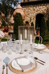 A Colorful and Romantic Courtyard Wedding_Cynthia Dalene Photo_Courtyard-19_low A Colorful and Romantic Courtyard Wedding Styled Shoot at Bella Collina