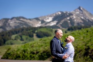 Love in the Peaks: A Beautiful Wedding in the Rocky Mountains