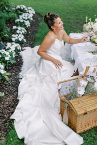 danielle-cargill-photogaphy-lillies-bloom-floral Luxury Garden Picnic Wedding Styled Shoot