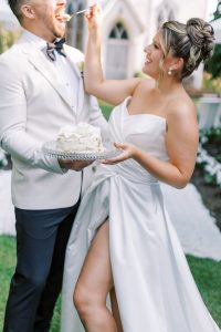 danielle-cargill-photogaphy-lillies-bloom-floral Luxury Garden Picnic Wedding Styled Shoot