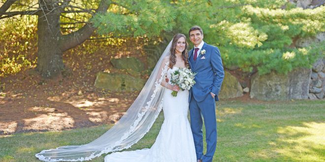 Stephanie and Stephen's Vibrant Summer Wedding at the Ethan Allen Hotel