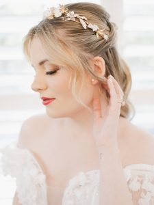 Kristen and Zavier’s Golden Christmas Wedding at Hidden Creek