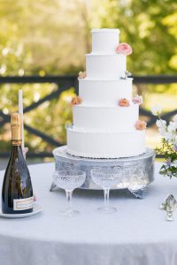 Luxurious Editorial Styled Shoot Inspired by Old Money Garden Party Theme