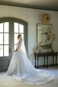 Luxurious Editorial Styled Shoot Inspired by Old Money Garden Party Theme