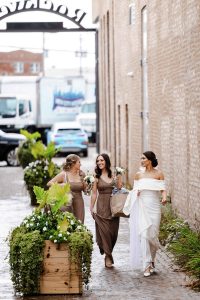 ws photography chicago Shannon and Kevin's Rainy Day Wedding at Rockwell On The River
