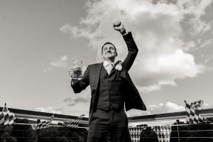 ws photography chicago Shannon and Kevin's Rainy Day Wedding at Rockwell On The River