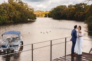 ws photography chicago Shannon and Kevin's Rainy Day Wedding at Rockwell On The River