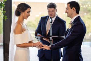 ws photography chicago Shannon and Kevin's Rainy Day Wedding at Rockwell On The River