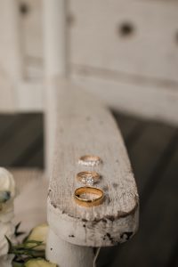 Mary Beth and Seth's Intimate Spring Wedding Portraits at Historic Oak View County Park