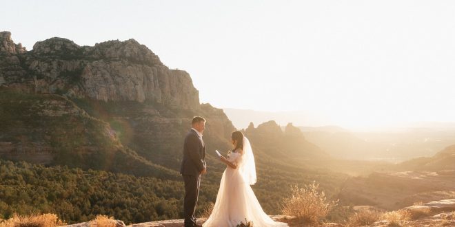 Timeless Styled Shoot Elopement in the Red Rocks of the Sedona Desert