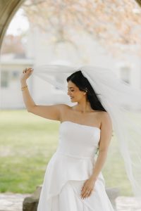 Sophisticated Styled Shoot at Northwestern University's SAE Chapel