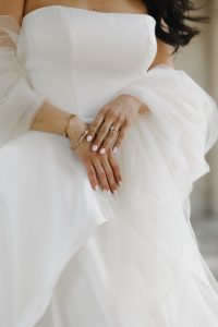 Sophisticated Styled Shoot at Northwestern University's SAE Chapel