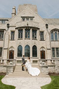 Sophisticated Styled Shoot at Northwestern University's SAE Chapel