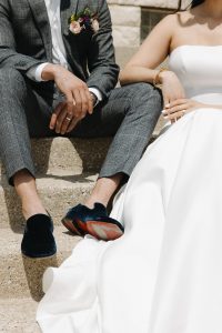 Sophisticated Styled Shoot at Northwestern University's SAE Chapel