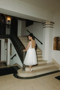 Sophisticated Styled Shoot at Northwestern University's SAE Chapel